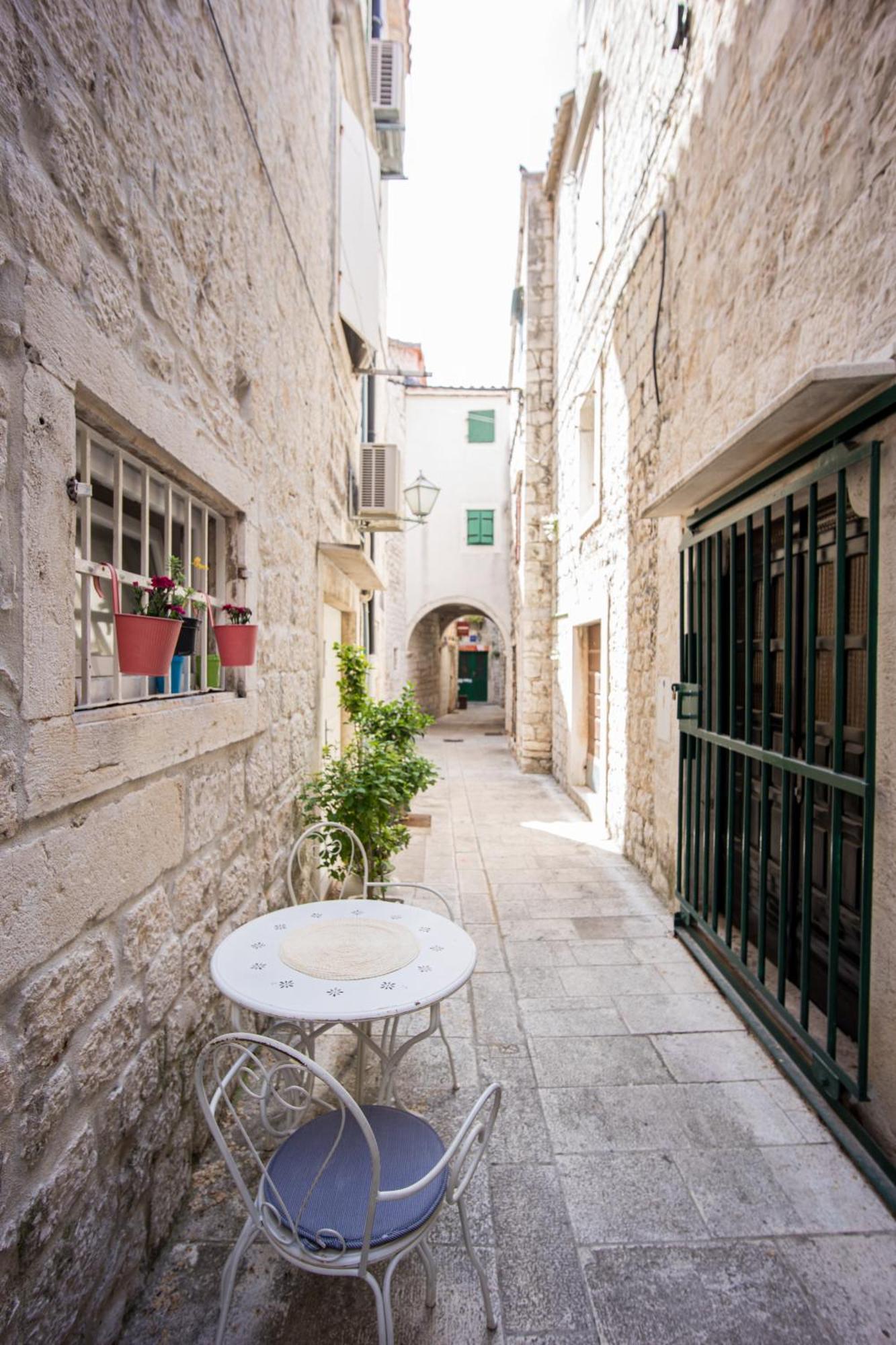 Tragos Lemon Tree Apartamento Trogir Exterior foto