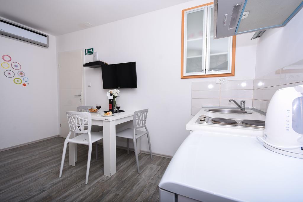 Tragos Lemon Tree Apartamento Trogir Exterior foto