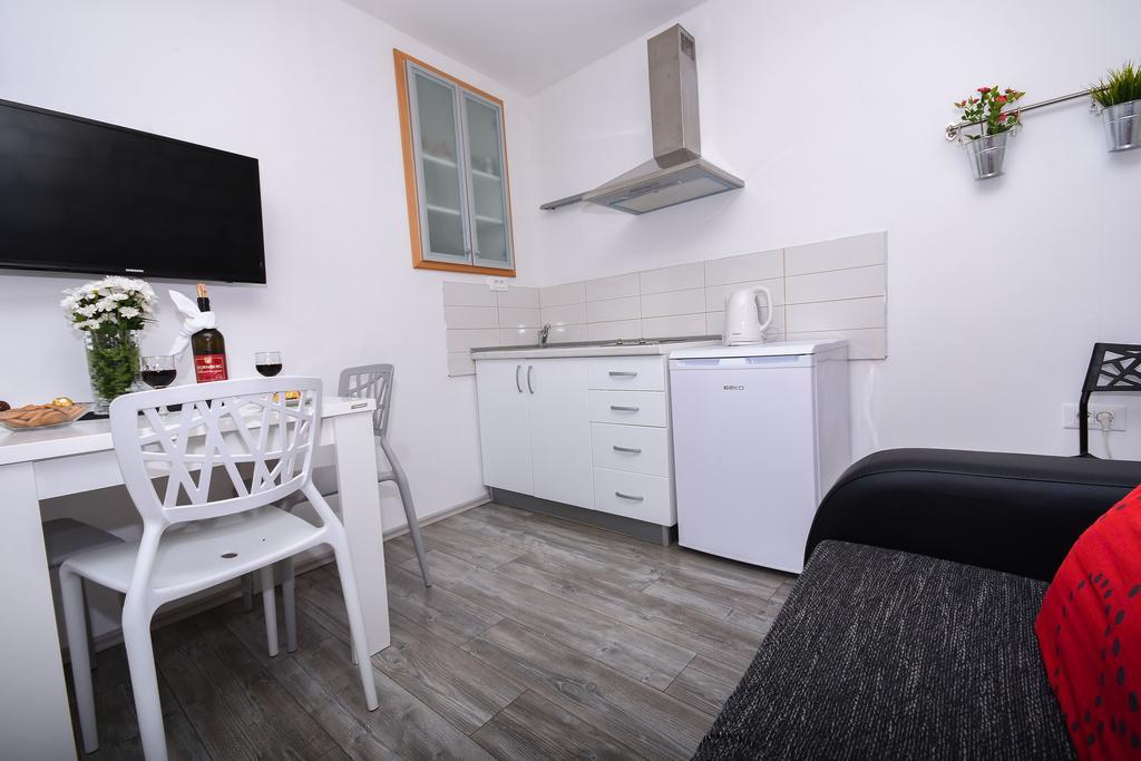 Tragos Lemon Tree Apartamento Trogir Exterior foto