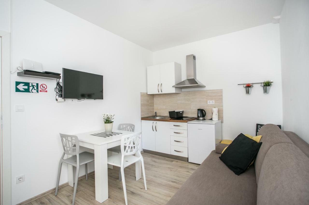 Tragos Lemon Tree Apartamento Trogir Exterior foto